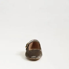 Michaela Mary Jane Flat